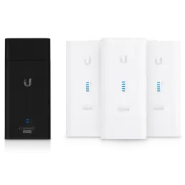 UBIQUITI Коммутатор EtherMagic EP