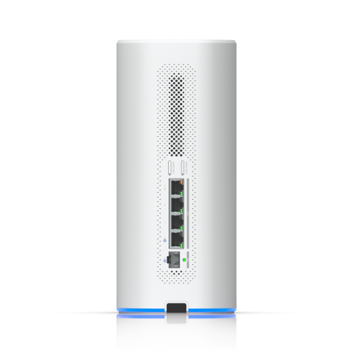 Маршрутизатор Ubiquiti UDR-5G-Max-UK - 802.11a/b/g/n/ac/ax/be (WiFi 6/6E, WiFi 7), 30+, 300+