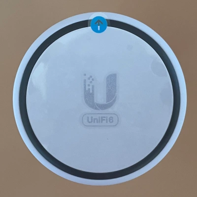 UBIQUITI Точка доступа U6 Mesh (5-pack) UBIQUITI Точка доступа U6 Mesh (5-pack)